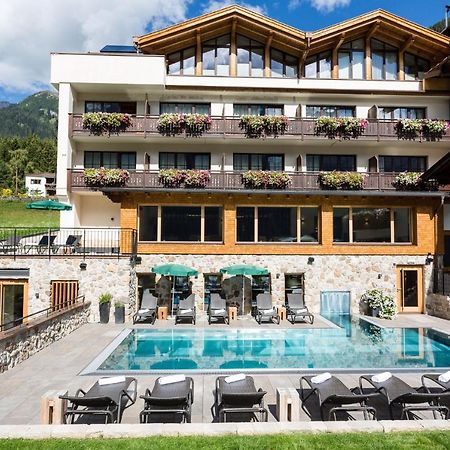 Hotel Gridlon Pettneu am Arlberg Exterior photo